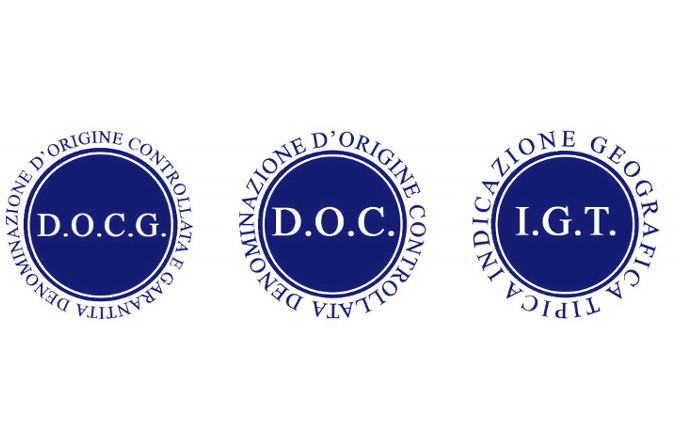 Wine labels. The meaning of controlled origin