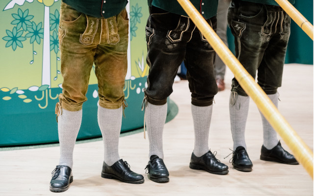 Gli immobili degli agricoltori italiani a una fiduciaria svizzera